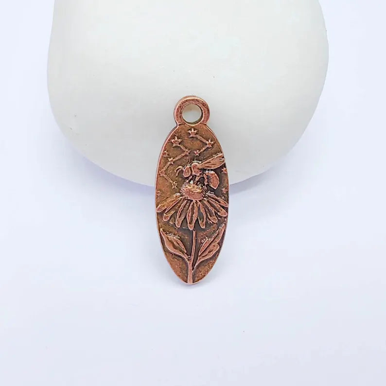 Bee Echinacea Flower Charm Pendant, Double Sided Botanical Design, 30x12mm, Antique Copper Plated G38140