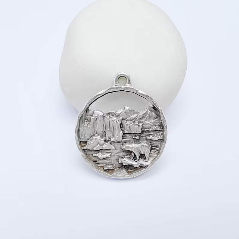 Polar Bear Charm Pendant, Arctic Landscape Design, Antique Silver Plated, 33x28mm, G38142