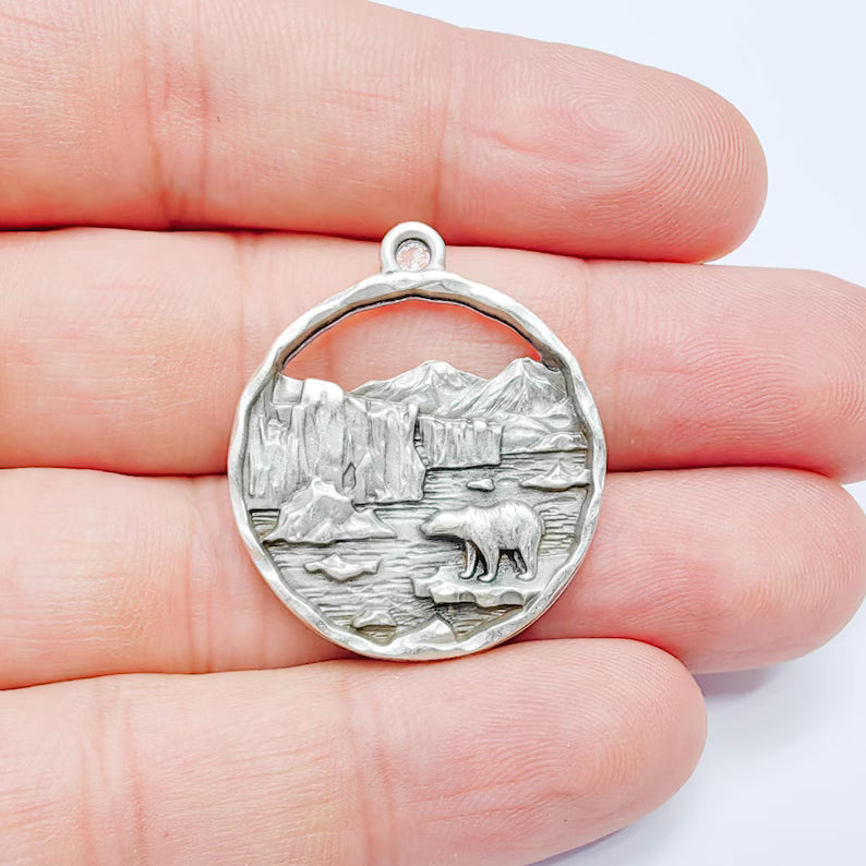 Polar Bear Charm Pendant, Arctic Landscape Design, Antique Silver Plated, 33x28mm, G38142