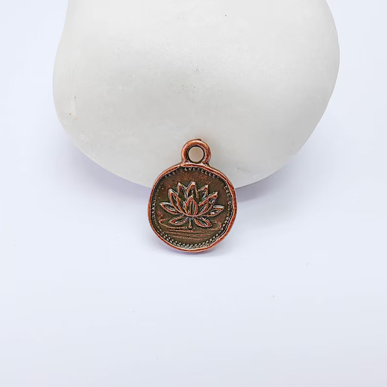 4 Lotus Round Charm Pendant, Double Sided Botanical Design, Antique Copper Plated, 16x13mm, G38153