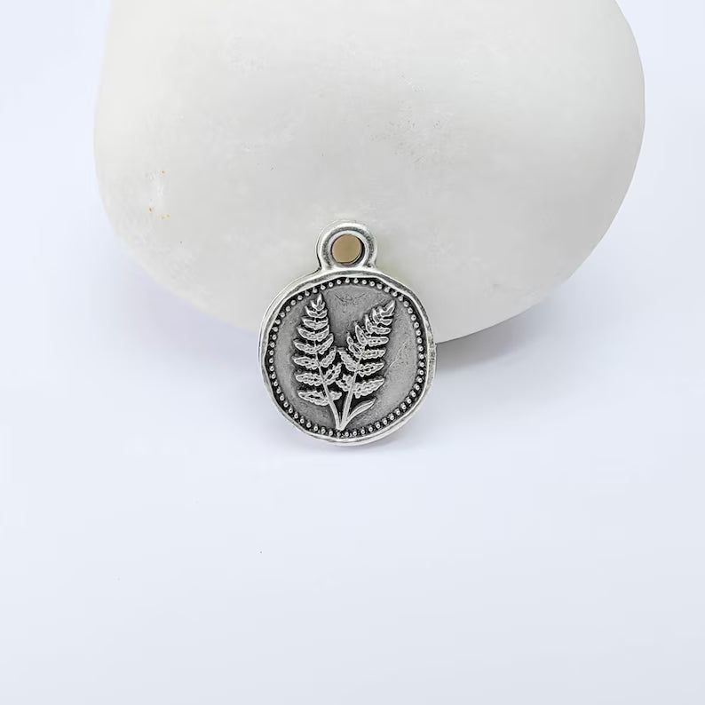 4 Fern Pendant Charm, Double Sided Botanical Charm, Antique Silver Plated, 16x13mm, G38172