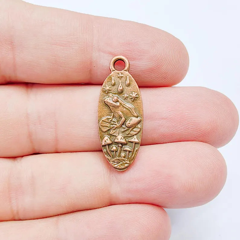 Frog Mushroom Pendant Charm, Double Sided Woodland Design, Antique Copper Plated, 30x12mm, G38162
