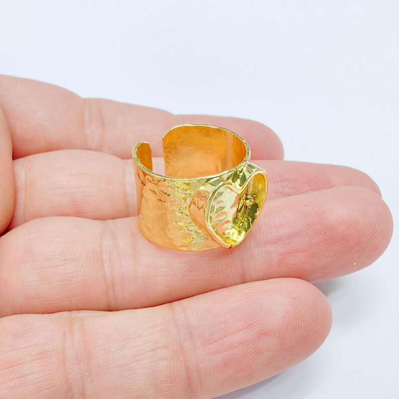 Heart Bezel Ring Blank, Wide Adjustable 24K Gold Color Brass 10mm G38197