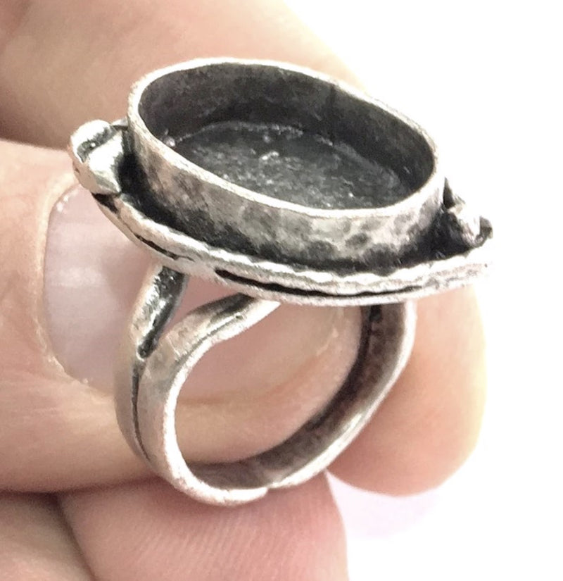 20 Silver Ring Blank Bezel Settings Cabochon Base Mountings Adjustable Ring  (18x13 mm blank ) Antique Silver Plated Brass G5289