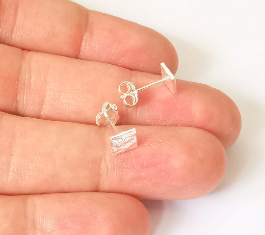 Earring Stud, Sterling Silver Earring Posts 2 Pcs (1 pair) Flat Pad Back 925 Silver Earring Engraving (6mm) G30132