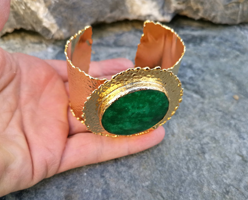 Gold Plated Brass Bracelet with Green Gemstone Adjustable SR11
