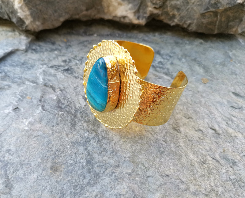 Gold Plated Brass Bracelet with Blue Agate Gemstone Adjustable SR22