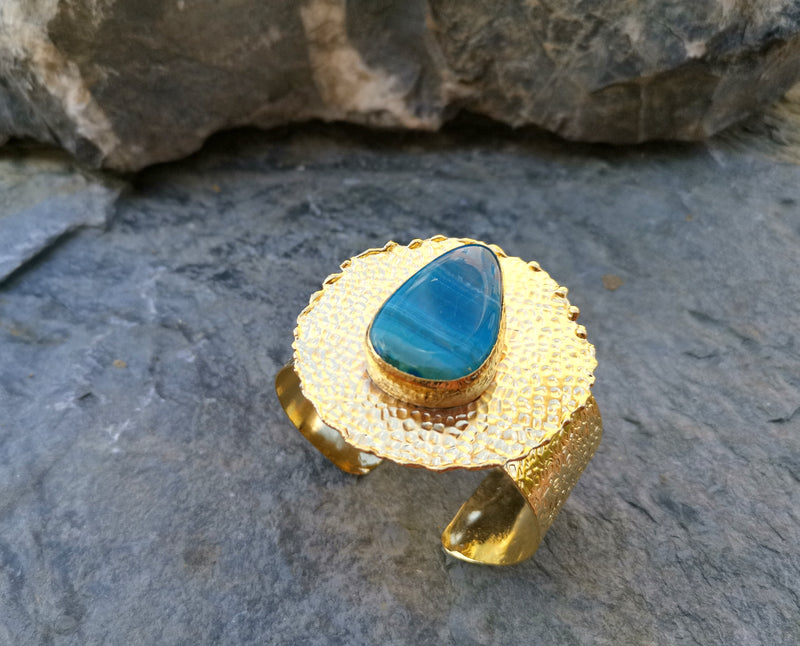 Gold Plated Brass Bracelet with Blue Agate Gemstone Adjustable SR22