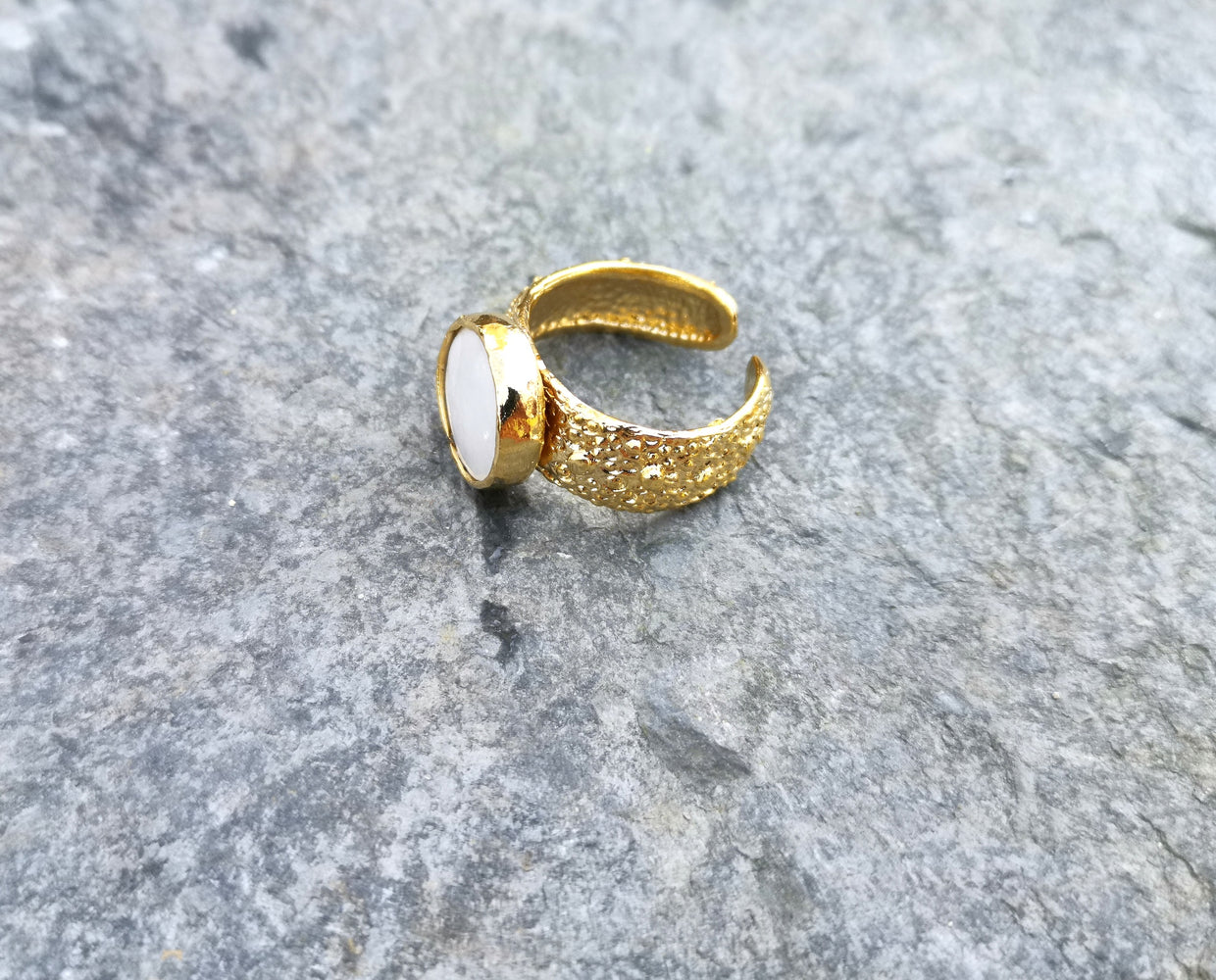Gold Plated Brass Ring with Real Pearl Adjustable SR28