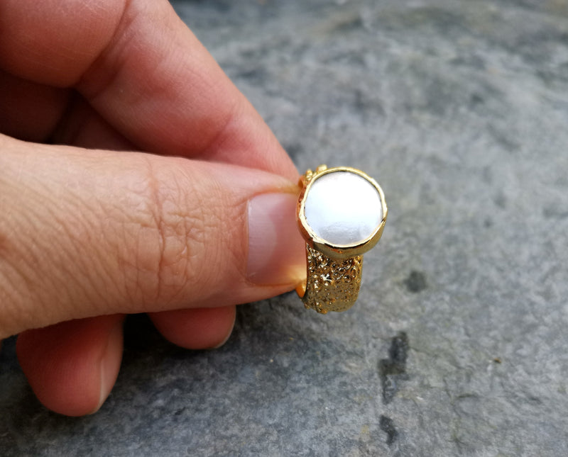Gold Plated Brass Ring with Real Pearl Adjustable SR28