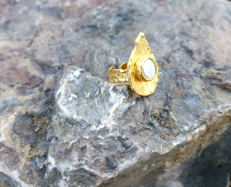 Gold Plated Brass Ring with Real Pearl Adjustable SR30