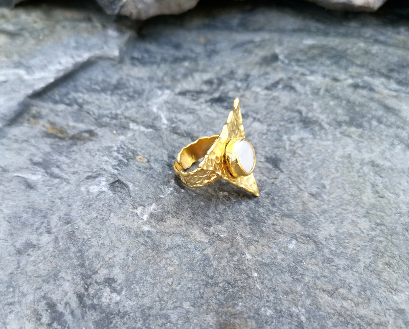 Gold Plated Brass Ring with Real Pearl Adjustable SR32