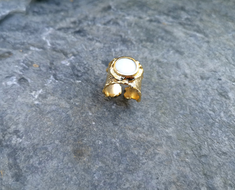Gold Plated Brass Ring with Real Pearl Adjustable SR33