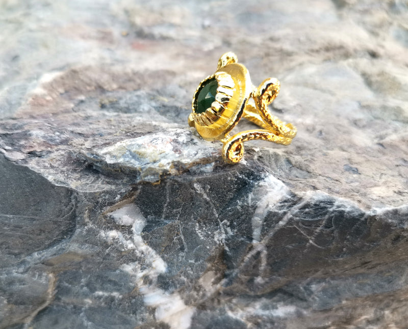 Gold Plated Brass Ring with Dark Green Gemstones Adjustable SR38