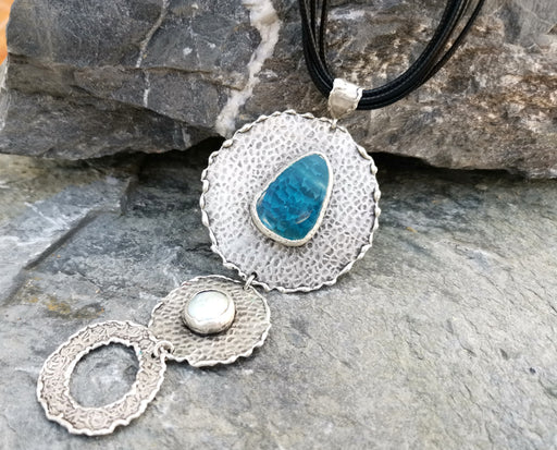 Antique Silver Plated Brass Necklace with Turquoise Gemstones and Real Pearl SR40