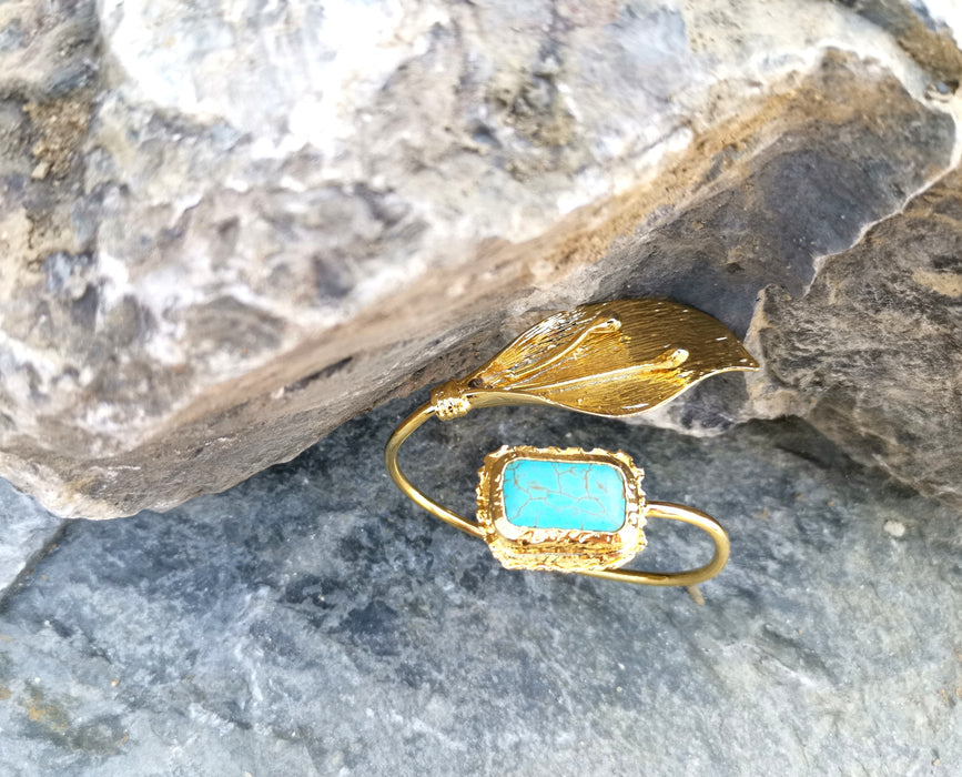 Flower Bracelet with Turquoise Gemstones Gold Plated Brass Adjustable SR44