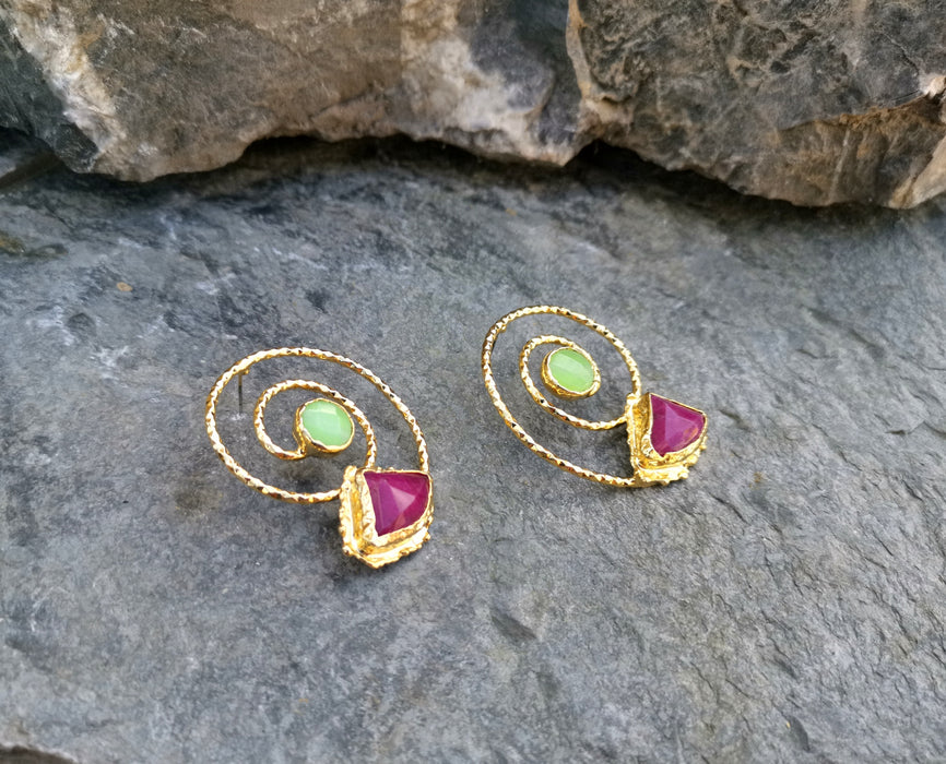 Spiral Earrings with Green and Claret Red Gemstones Gold Plated Brass   SR53