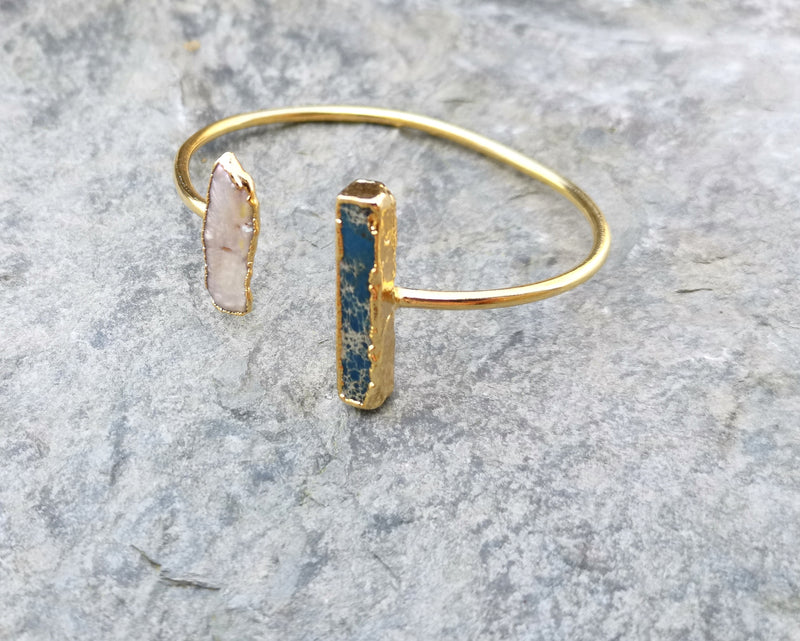 Bracelet with Blue Agate Gemstone and Real Pearl Gold Plated Brass Adjustable SR169