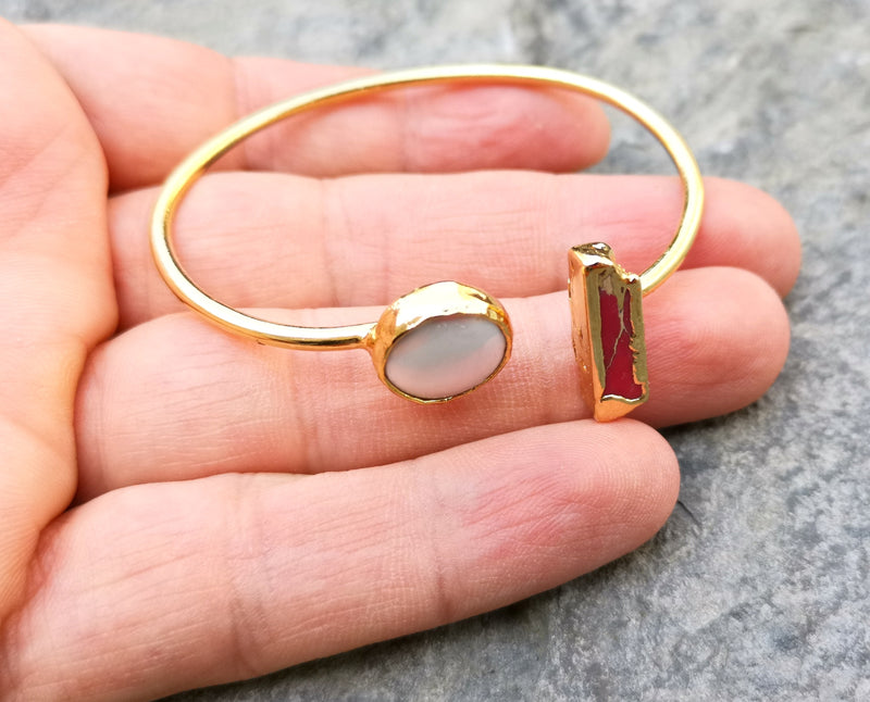 Bracelet with Fuchsia Agate Gemstone And Real Pearl Gold Plated Brass Adjustable SR174