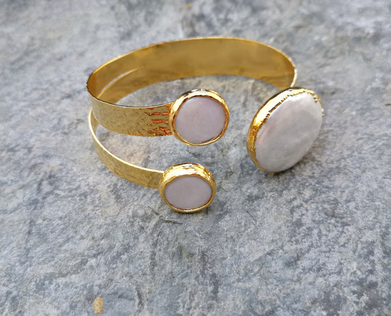 Bracelet with Real Pearls Gold Plated Brass Adjustable SR178