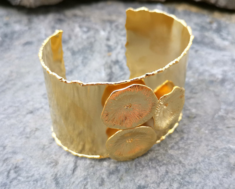 Flowers Bracelet Gold Plated Brass Adjustable SR181