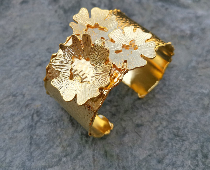 Flowers Bracelet Gold Plated Brass Adjustable SR183