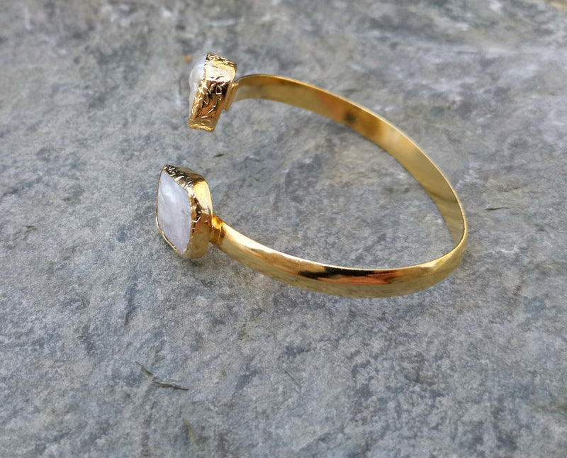 Bracelet with Real Pearls Gold Plated Brass Adjustable SR195