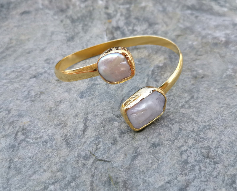 Bracelet with Real Pearls Gold Plated Brass Adjustable SR195