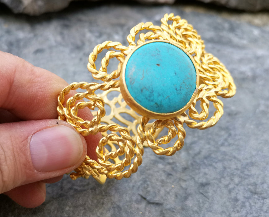 Bracelet with Turquoise Stone Gold Plated Brass Adjustable SR229