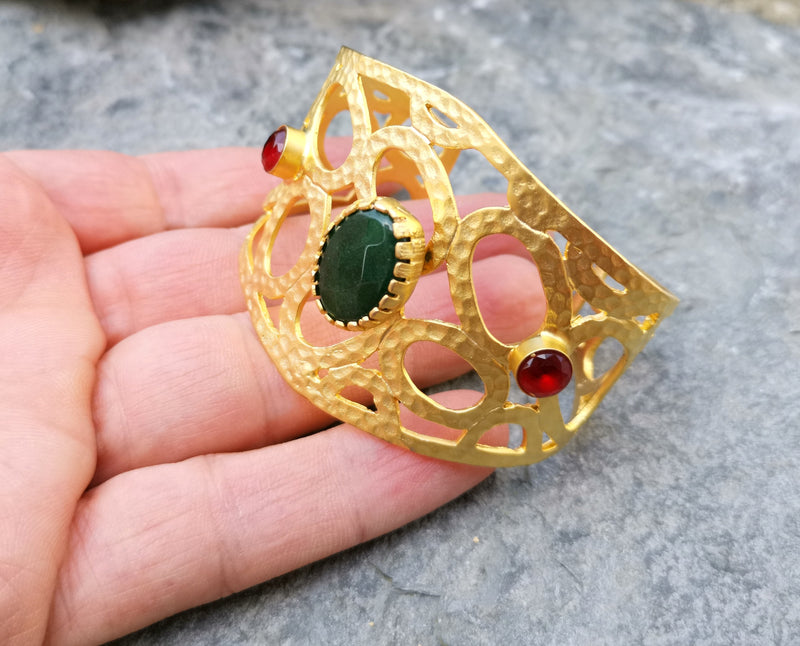 Bracelet with Colored Stones Gold Plated Brass Adjustable SR231