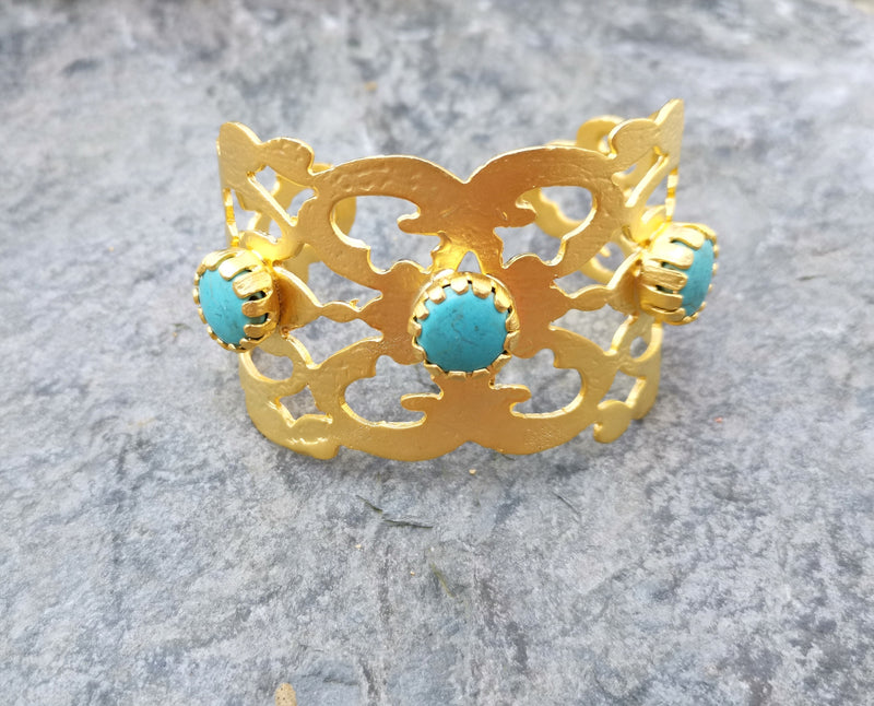 Bracelet with Turquoise Stones Gold Plated Brass Adjustable SR236