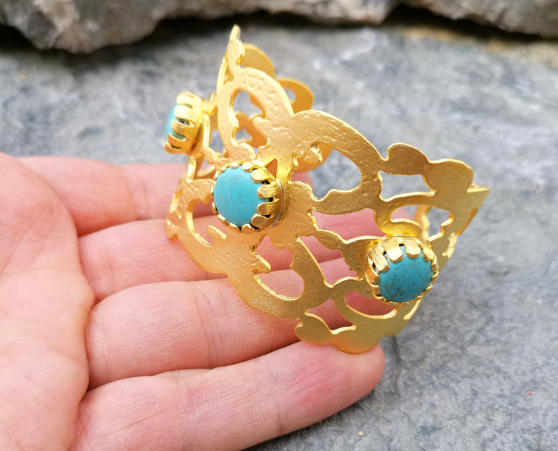 Bracelet with Turquoise Stones Gold Plated Brass Adjustable SR236