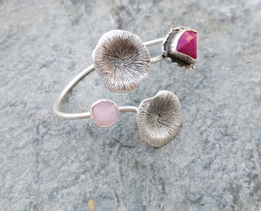 Flower Bracelet With Fuchsia and Light Pink Stones Antique Silver Plated Brass Adjustable SR239