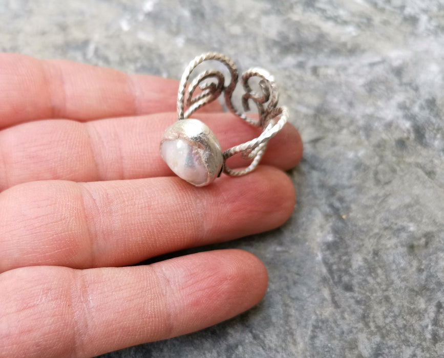 Ring with Real Pearl Antique Silver Plated Brass Adjustable SR266