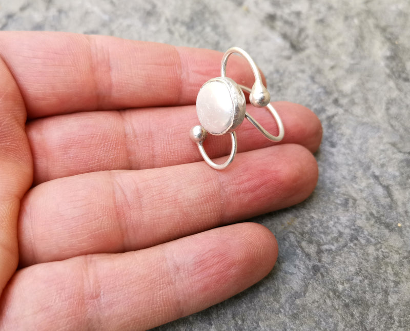 Ring with Real Pearl Antique Silver Plated Brass Adjustable SR273