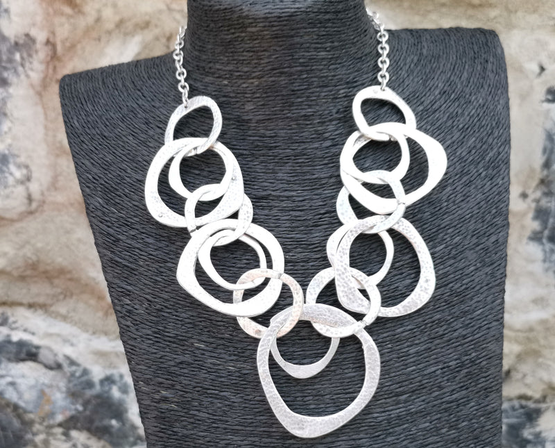 Hoops Necklace Antique Silver Plated Metal Adjustable SR359