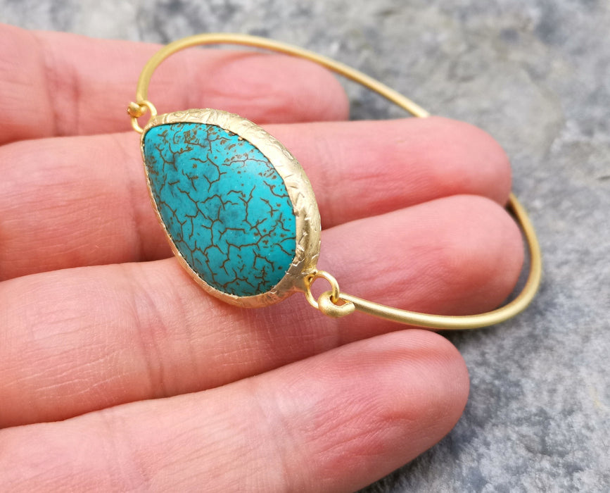 Wire Bracelet with Drop Turquoise Stone Gold Plated Brass SR366