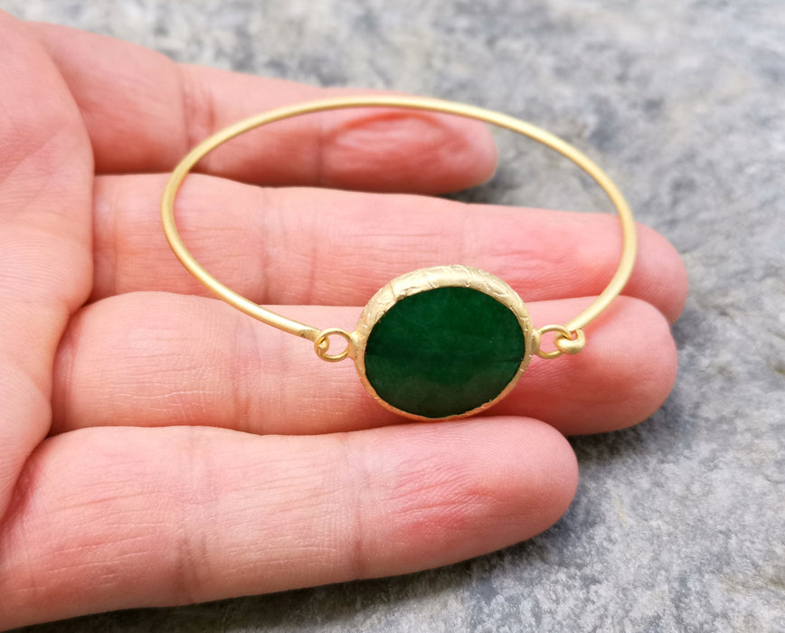 Wire Bracelet with Round Green Stone Gold Plated Brass SR371