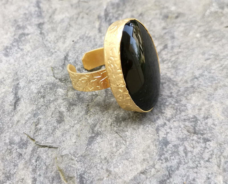 Ring with Oval Black Stone Gold Plated Brass Adjustable  SR377