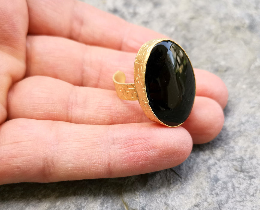 Ring with Oval Black Stone Gold Plated Brass Adjustable  SR377