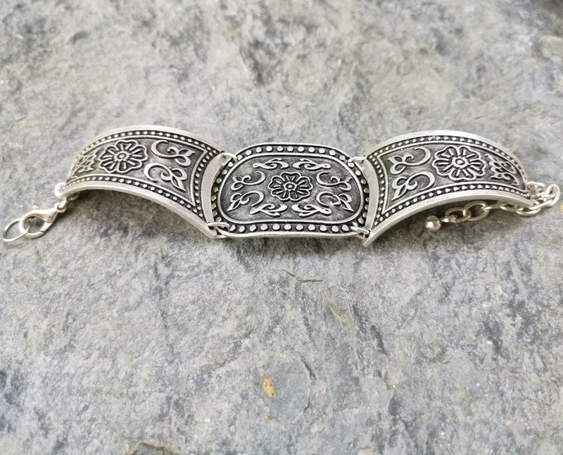 Bracelet Antique Silver Plated Metal Adjustable SR549