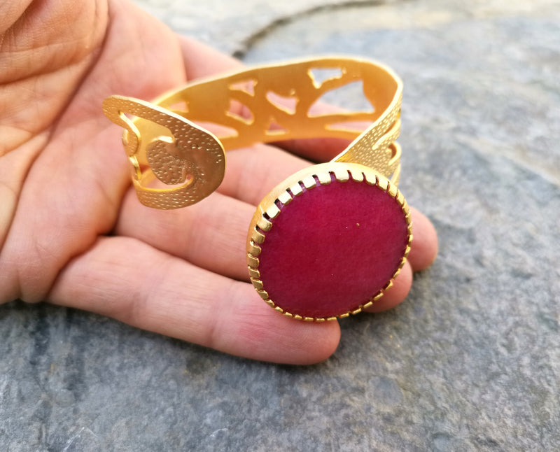 Gold Plated Brass Bracelet with Pink Stone Adjustable SR3