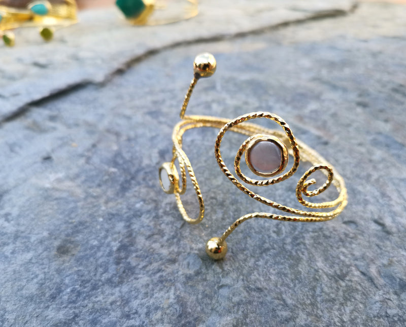 Gold Plated Brass Bracelet with Real Pearl Adjustable SR4