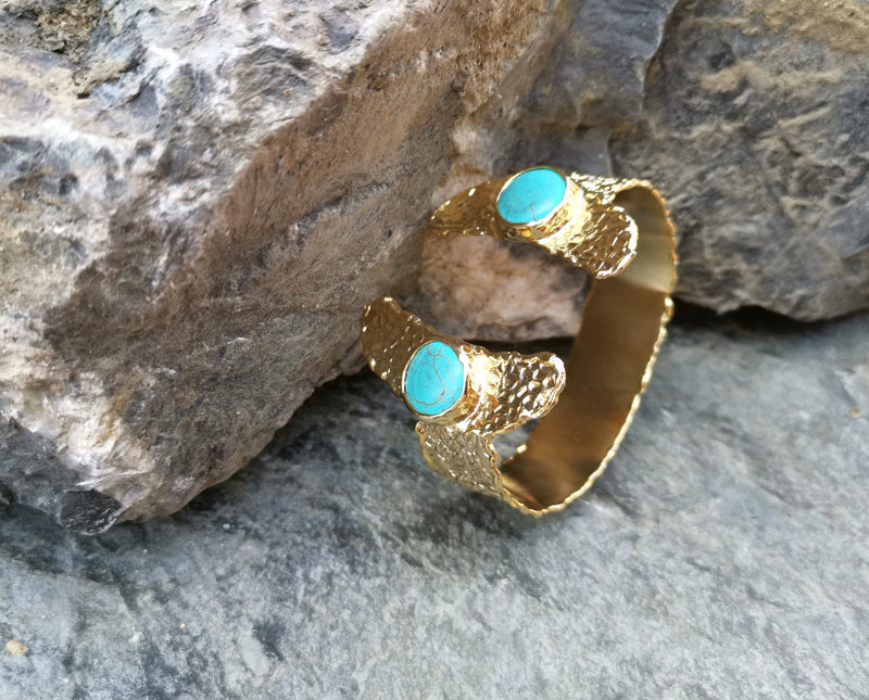 Gold Plated Brass Bracelet with Turquoise Gemstones Adjustable SR7