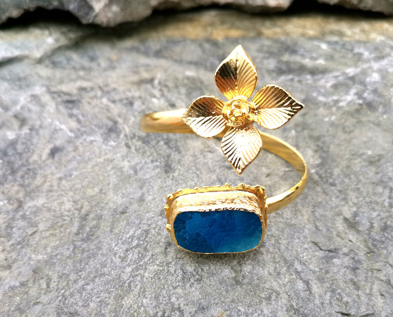 Flower Bracelet with Blue Agate Gemstone Gold Plated Brass Adjustable SR56