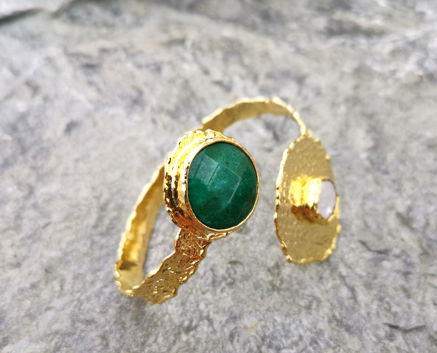 Bracelet with Green Gemstone and Real Pearl Gold Plated Brass Adjustable SR58