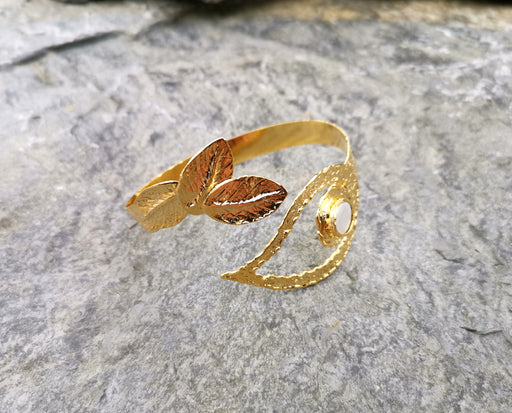 Leaf Bracelet with Real Pearl Gold Plated Brass Adjustable SR60