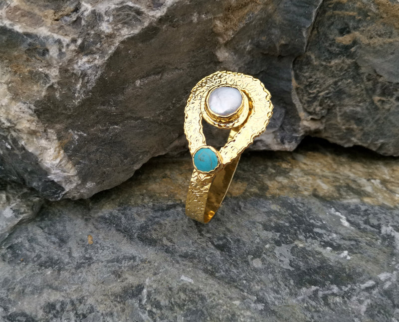 Bracelet with Turquoise Gemstone and Real Pearl Gold Plated Brass Adjustable SR61