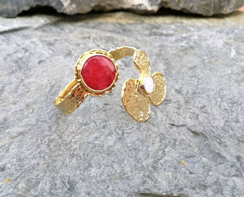 Flower Bracelet with Fuchsia Gemstones Gold Plated Brass Adjustable SR72
