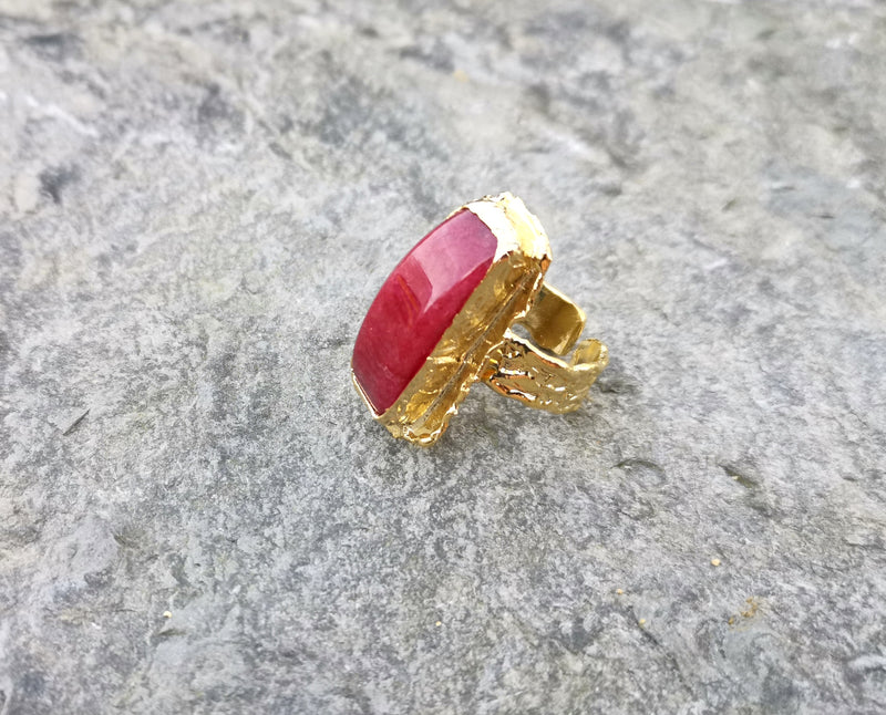 Ring with Fuchsia Gemstone Gold Plated Brass Adjustable SR94
